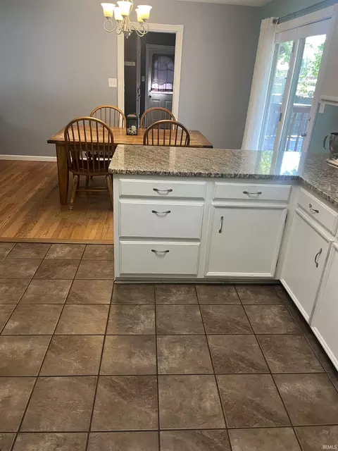 830 Spring St, Covington, IN 47932 photo 15