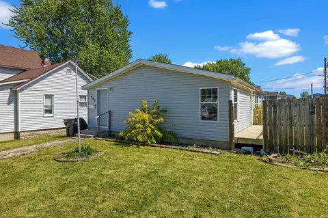 405 E High St, Garrett, IN 46738 photo 14
