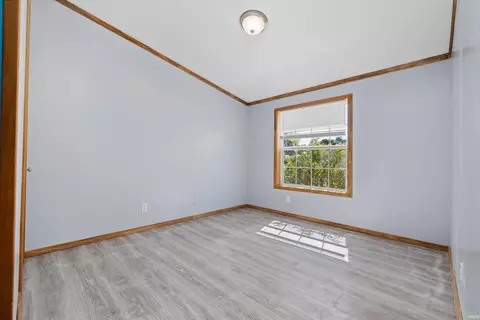 405 E High St, Garrett, IN 46738 photo 9