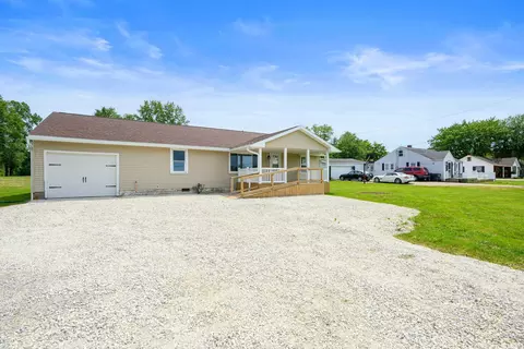 7205 E Jackson St, Muncie, IN 47303 photo 3