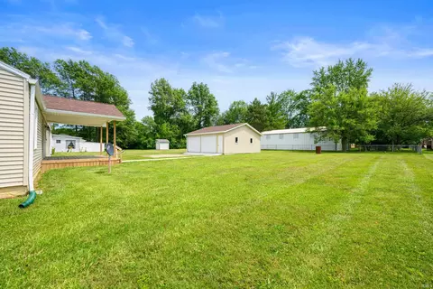 7205 E Jackson St, Muncie, IN 47303 photo 17