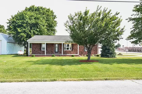 738 E 1025 S, Haubstadt, IN 47639