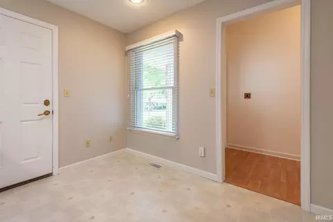 1006 E Heather Dr, Bloomington, IN 47401 photo 4