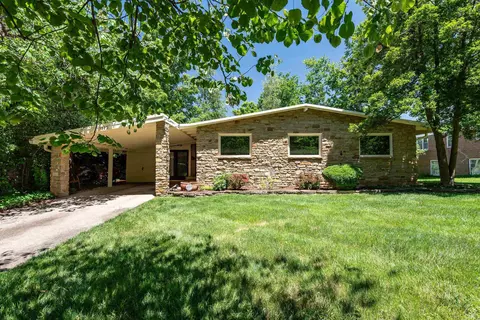 1325 E Davis St, Bloomington, IN 47401 photo 1