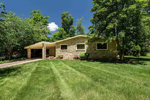 1325 E Davis St, Bloomington, IN 47401 photo 2