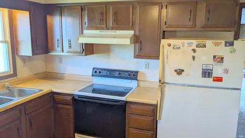 10125 S 500 E, Keystone, IN 46759 photo 12
