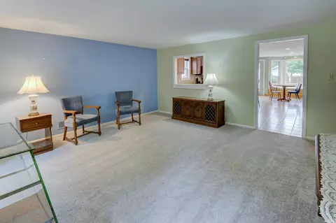 3327 Collegiate Ct, Fort Wayne, IN 46805 photo 5