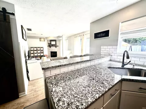 2123 S Bent Tree Dr, Bloomington, IN 47401 photo 10