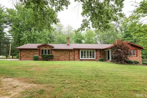 897 S County Rd 175 E Rd, Winslow, IN 47598