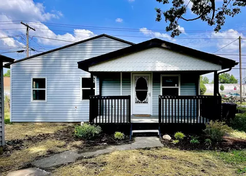 137 S 31st St, Lafayette, IN 47904
