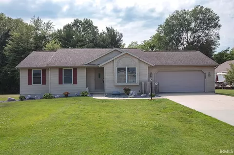 50937 Beach Dr, Elkhart, IN 46514