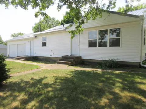 102 Sylvia Dr, North Liberty, IN 46554