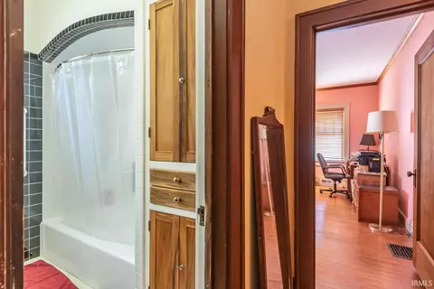 716 S High St, Bloomington, IN 47401 photo 19