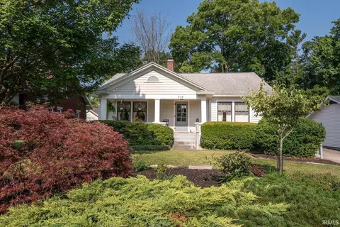 716 S High St, Bloomington, IN 47401 photo 3