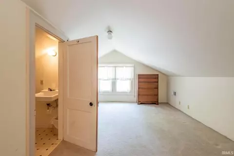 716 S High St, Bloomington, IN 47401 photo 27