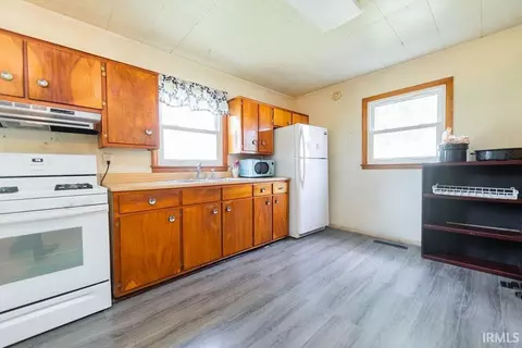 521 U St, Bedford, IN 47421 photo 6
