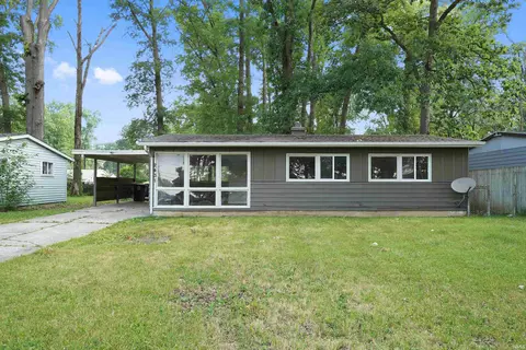 2431 Trentman Ave, Fort Wayne, IN 46806