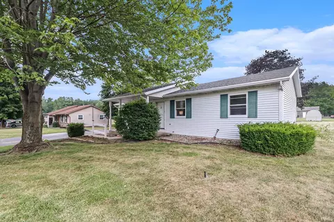1715 Latta St, Warsaw, IN 46580