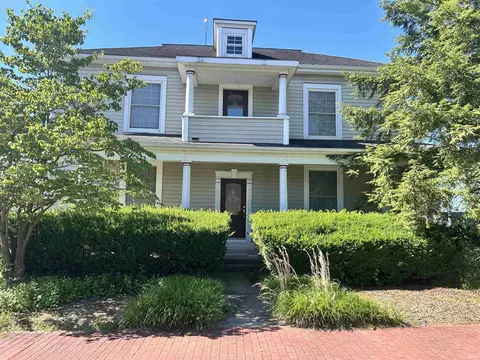 207 E Fourth St, Jasper, IN 47546 photo 1