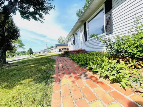 2947 Broadview Dr, Bedford, IN 47421 photo 8