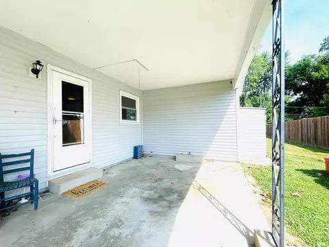 2947 Broadview Dr, Bedford, IN 47421 photo 5