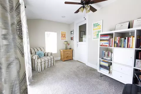 322 E 1st St, Bloomington, IN 47401 photo 19