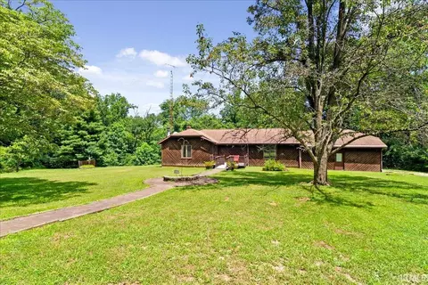 6200 Fox Hollow Dr, Evansville, IN 47712