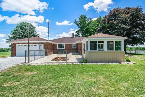 69625 Us 31 Hwy, Lakeville, IN 46536