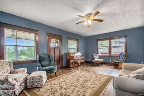 9041 E Hatchery Rd, Syracuse, IN 46567 photo 6