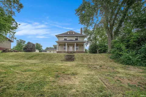 9041 E Hatchery Rd, Syracuse, IN 46567 photo 2