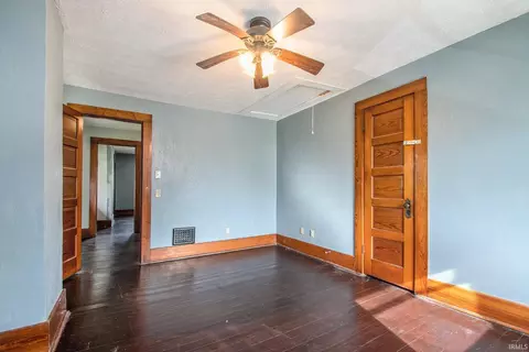 9041 E Hatchery Rd, Syracuse, IN 46567 photo 17