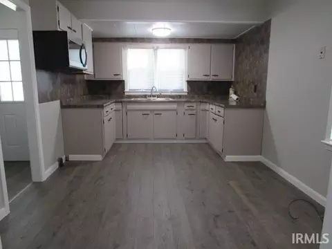 1231 E Second St, Mount Vernon, IN 47620 photo 5