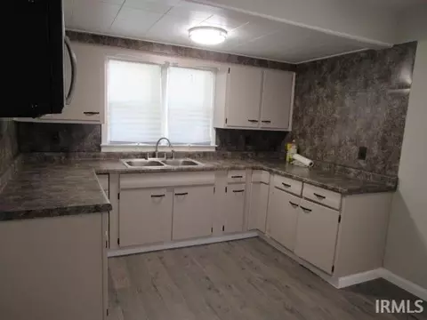 1231 E Second St, Mount Vernon, IN 47620 photo 7