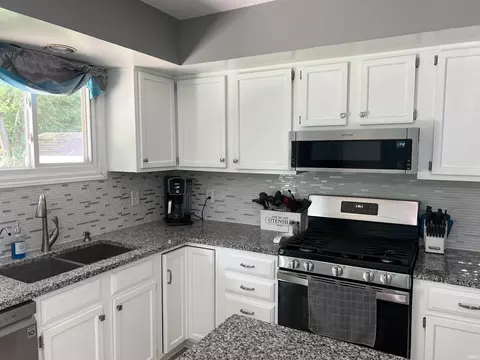 12356 Timberline Trace S Dr, Granger, IN 46530 photo 19