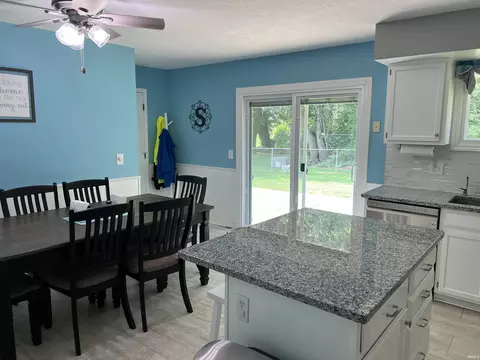 12356 Timberline Trace S Dr, Granger, IN 46530 photo 17
