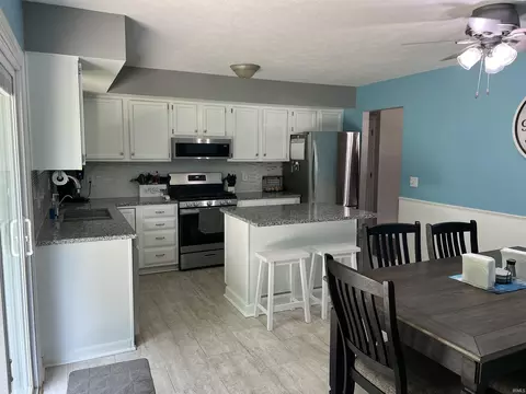 12356 Timberline Trace S Dr, Granger, IN 46530 photo 18
