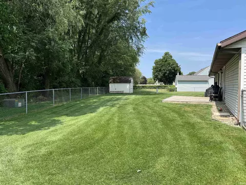 12356 Timberline Trace S Dr, Granger, IN 46530 photo 35