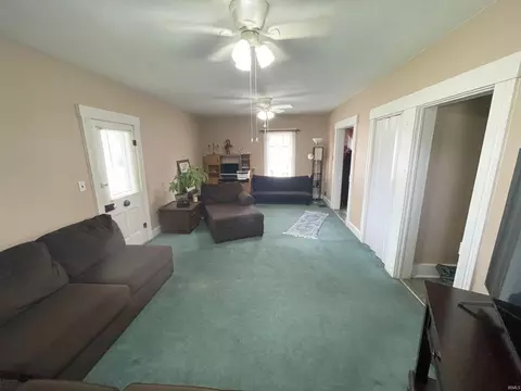 1128 W Main St, Mitchell, IN 47446 photo 3