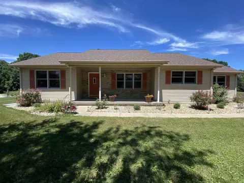 2806 E Lilac Ct, Bloomington, IN 47401 photo 2