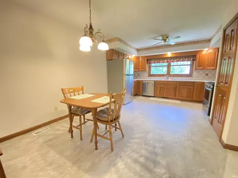 2806 E Lilac Ct, Bloomington, IN 47401 photo 9