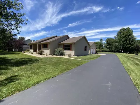 2806 E Lilac Ct, Bloomington, IN 47401 photo 1