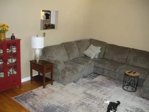 421 E Second St, Mulberry, IN 46058 photo 10