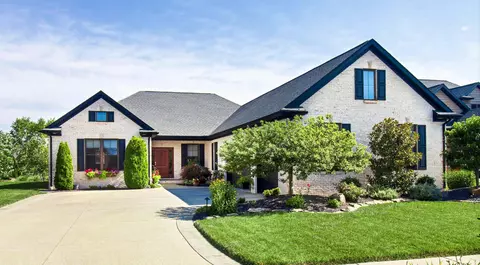 1214 Ladbrooke Dr, Evansville, IN 47725
