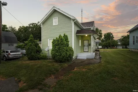 1345 Eliza St, Fort Wayne, IN 46803