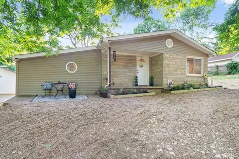 615 Jobes Ln, Evansville, IN 47712