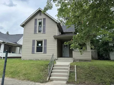 212 N E St, Marion, IN 46952