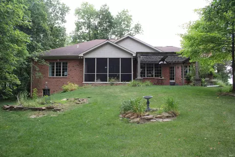 105 Wabash Valley Dr, Geneva, IN 46740