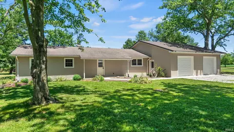 4827 E 300 N Rd, Craigville, IN 46731