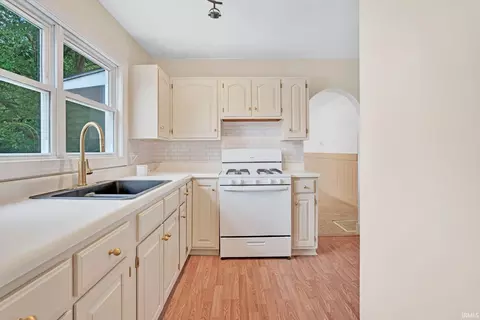 601 S 9th St, Mitchell, IN 47446 photo 6
