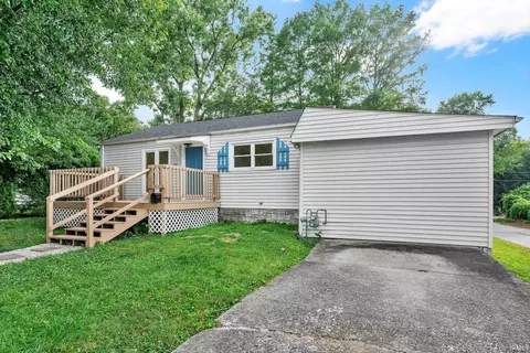 601 S 9th St, Mitchell, IN 47446 photo 3